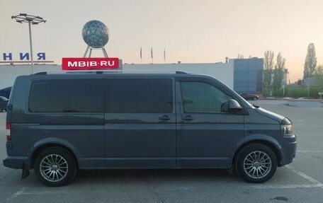 Volkswagen Caravelle T5, 2014 год, 1 650 000 рублей, 6 фотография