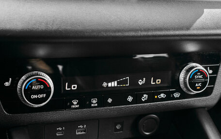 Mitsubishi Outlander, 2021 год, 3 450 000 рублей, 18 фотография