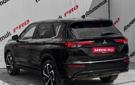 Mitsubishi Outlander, 2021 год, 3 450 000 рублей, 6 фотография
