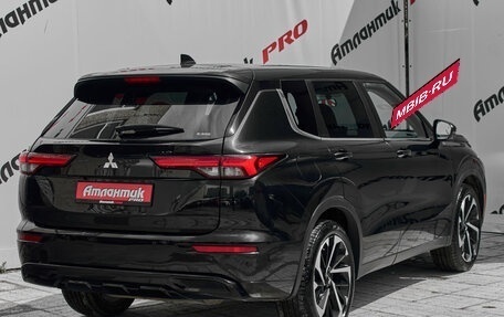 Mitsubishi Outlander, 2021 год, 3 450 000 рублей, 8 фотография
