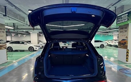 Audi Q5, 2023 год, 4 064 368 рублей, 8 фотография