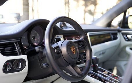 Porsche Macan I рестайлинг, 2022 год, 13 090 000 рублей, 16 фотография