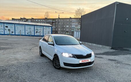 Skoda Rapid I, 2017 год, 600 000 рублей, 2 фотография