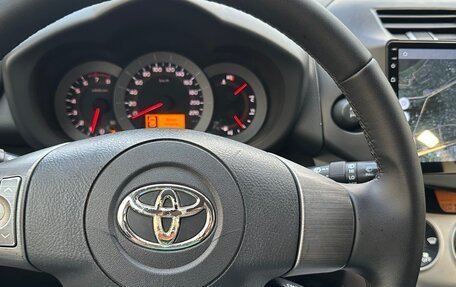 Toyota RAV4, 2005 год, 864 000 рублей, 20 фотография