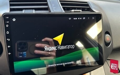 Toyota RAV4, 2005 год, 864 000 рублей, 13 фотография