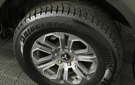 Mitsubishi Pajero Sport II рестайлинг, 2015 год, 1 700 000 рублей, 19 фотография