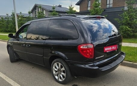 Dodge Caravan IV, 2002 год, 625 000 рублей, 2 фотография