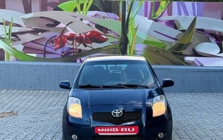 Toyota Yaris III рестайлинг, 2008 год, 520 000 рублей, 8 фотография