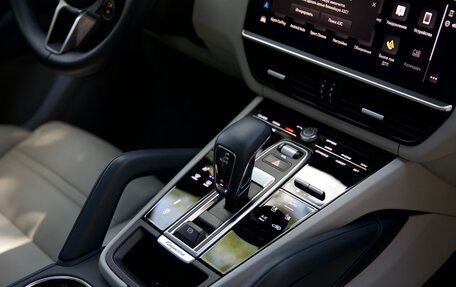 Porsche Cayenne III, 2022 год, 14 095 000 рублей, 28 фотография