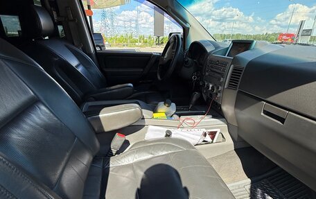 Nissan Armada II, 2005 год, 900 000 рублей, 3 фотография