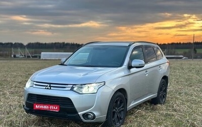 Mitsubishi Outlander III рестайлинг 3, 2012 год, 1 150 000 рублей, 1 фотография