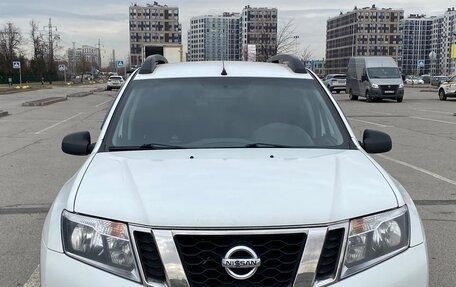 Nissan Terrano III, 2015 год, 1 050 000 рублей, 1 фотография
