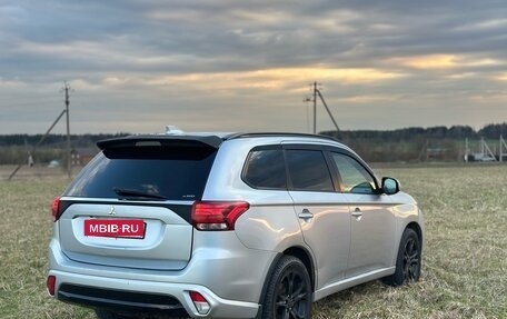 Mitsubishi Outlander III рестайлинг 3, 2012 год, 1 150 000 рублей, 6 фотография
