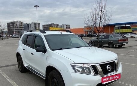Nissan Terrano III, 2015 год, 1 050 000 рублей, 2 фотография