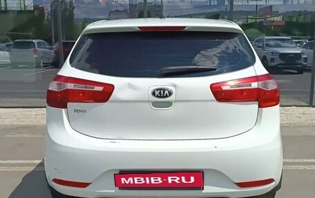 KIA Rio III рестайлинг, 2014 год, 760 000 рублей, 5 фотография