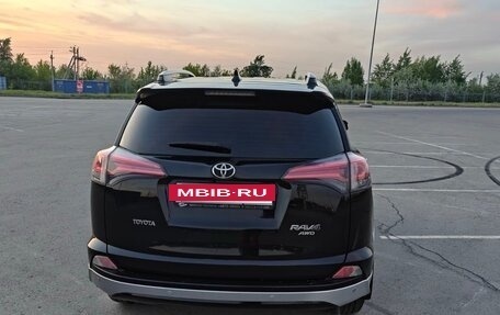 Toyota RAV4, 2016 год, 2 850 000 рублей, 8 фотография