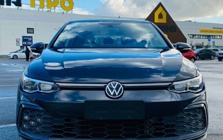 Volkswagen Golf VIII, 2021 год, 2 190 000 рублей, 2 фотография