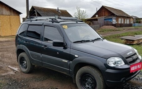 Chevrolet Niva I рестайлинг, 2015 год, 610 000 рублей, 9 фотография