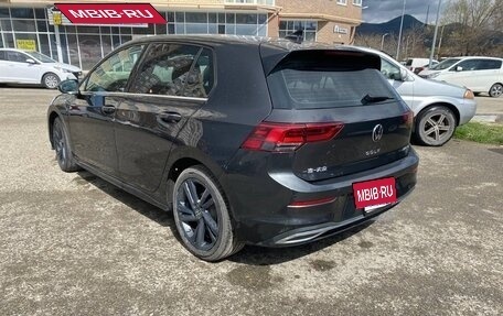 Volkswagen Golf VIII, 2021 год, 2 190 000 рублей, 18 фотография