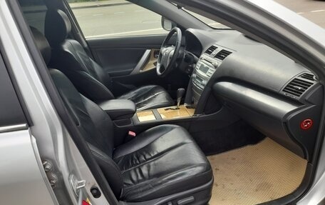 Toyota Camry, 2006 год, 975 000 рублей, 7 фотография