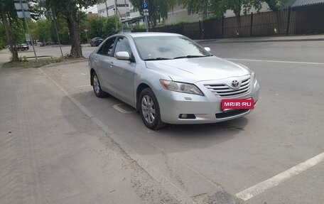 Toyota Camry, 2006 год, 975 000 рублей, 2 фотография