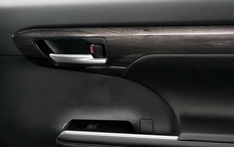 Toyota Highlander, 2026 год, 6 190 000 рублей, 29 фотография