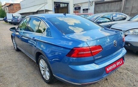 Volkswagen Passat B8 рестайлинг, 2018 год, 1 899 000 рублей, 6 фотография