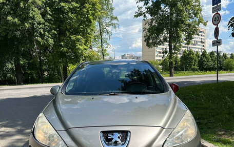 Peugeot 308 II, 2010 год, 300 000 рублей, 1 фотография