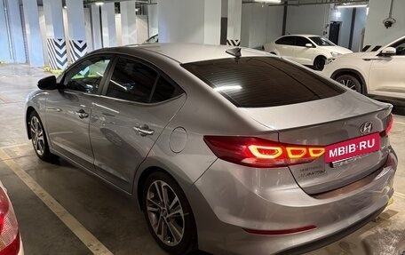 Hyundai Elantra VI рестайлинг, 2016 год, 1 699 000 рублей, 2 фотография