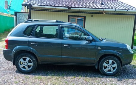 Hyundai Tucson III, 2008 год, 930 000 рублей, 3 фотография
