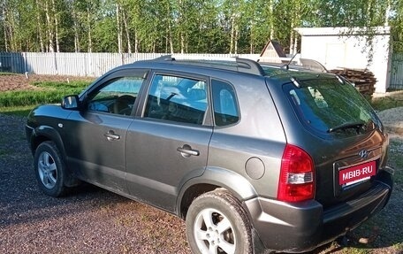 Hyundai Tucson III, 2008 год, 930 000 рублей, 4 фотография