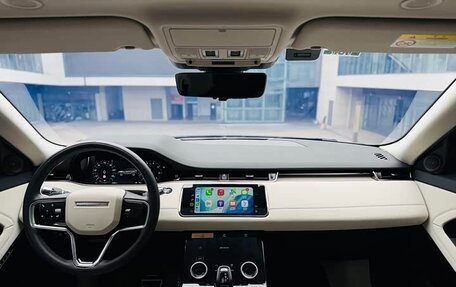 Land Rover Range Rover Evoque II, 2023 год, 4 790 000 рублей, 8 фотография