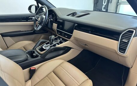 Porsche Cayenne III, 2019 год, 5 750 000 рублей, 15 фотография
