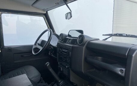 Land Rover Defender I, 2007 год, 3 250 000 рублей, 11 фотография