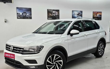 Volkswagen Tiguan II, 2018 год, 2 770 000 рублей, 1 фотография