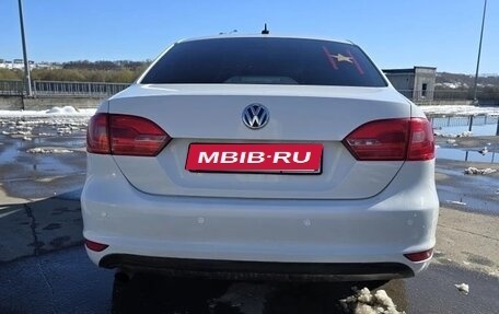 Volkswagen Jetta VI, 2014 год, 350 000 рублей, 3 фотография