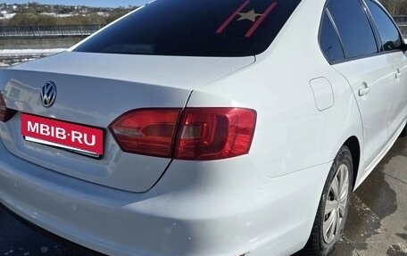 Volkswagen Jetta VI, 2014 год, 350 000 рублей, 2 фотография