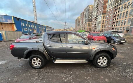 Mitsubishi L200 IV рестайлинг, 2007 год, 800 000 рублей, 7 фотография