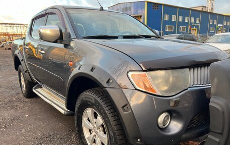 Mitsubishi L200 IV рестайлинг, 2007 год, 800 000 рублей, 9 фотография