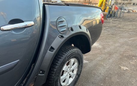 Mitsubishi L200 IV рестайлинг, 2007 год, 800 000 рублей, 18 фотография