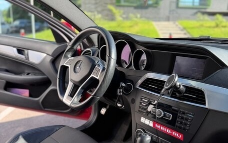 Mercedes-Benz C-Класс, 2015 год, 1 500 000 рублей, 10 фотография