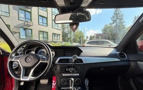 Mercedes-Benz C-Класс, 2015 год, 1 500 000 рублей, 16 фотография