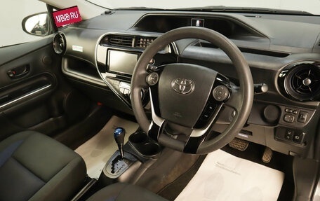 Toyota Aqua I, 2018 год, 1 259 000 рублей, 9 фотография