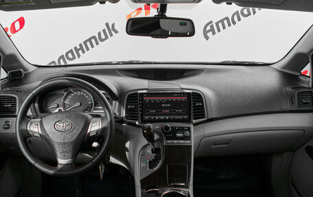 Toyota Venza I, 2010 год, 1 660 000 рублей, 10 фотография