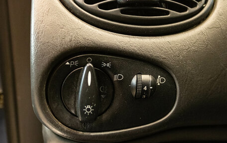Ford Focus IV, 2003 год, 249 000 рублей, 14 фотография