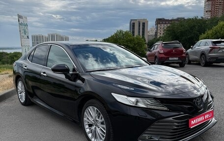 Toyota Camry, 2018 год, 2 970 000 рублей, 1 фотография