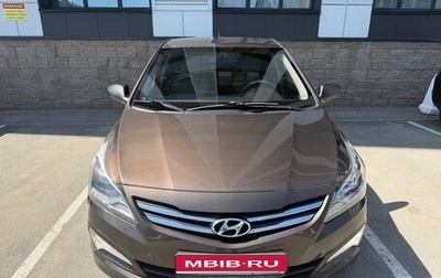 Hyundai Solaris II рестайлинг, 2015 год, 900 000 рублей, 1 фотография