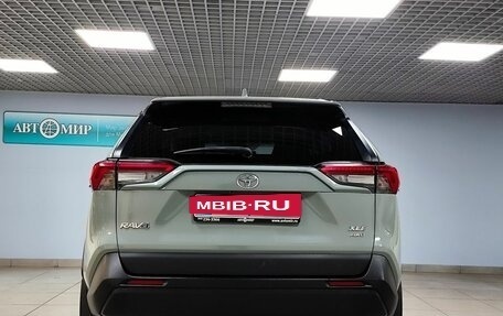 Toyota RAV4, 2019 год, 2 512 000 рублей, 6 фотография