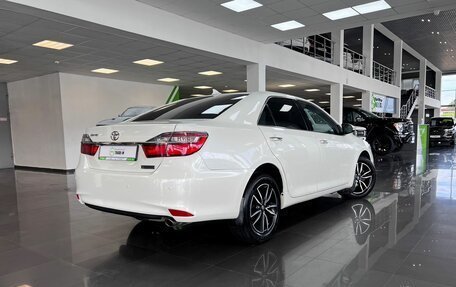 Toyota Camry, 2017 год, 2 345 000 рублей, 2 фотография