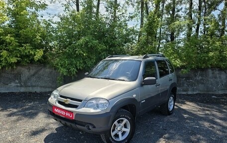 Chevrolet Niva I рестайлинг, 2014 год, 640 000 рублей, 1 фотография